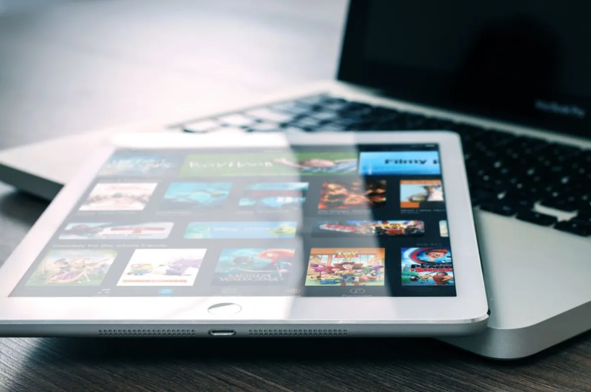 streaming laptop